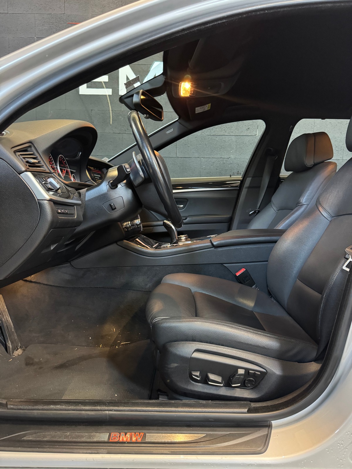 Bmw Série 5 535D TOURING 3.0 313 LOUNGE PLUS XDRIVE