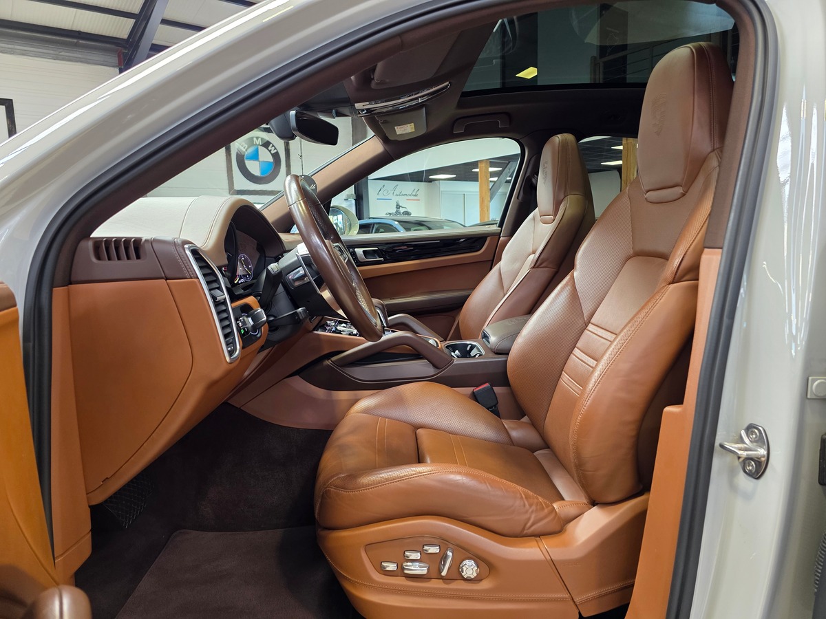 Porsche Cayenne COUPE E-HYBRID 462 FRANCAIS / CRAIE / PACK SPORT DESIGN