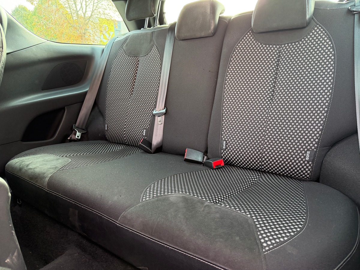 Citroën DS3 Sport Chic 1.6 e-HDI 110 cv - 2nd main