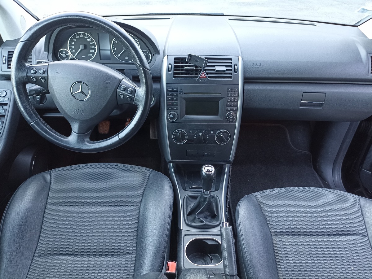 Mercedes Benz Classe A 160 AVANTGARDE BLUEEFFICIENCY 5P