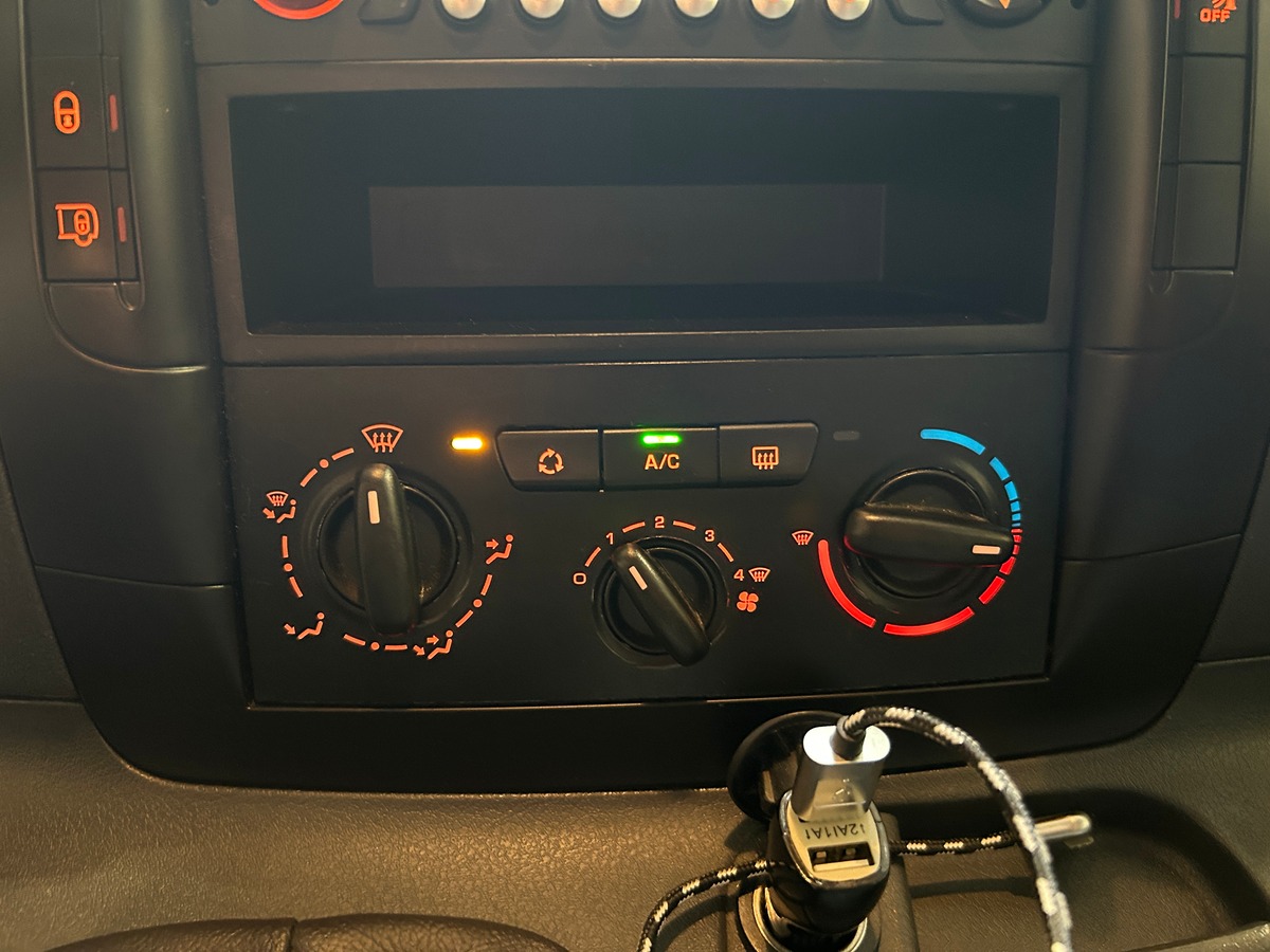 Peugeot Expert L2H1 2.0 HDi 6 PLACES 128 cv - Garantie