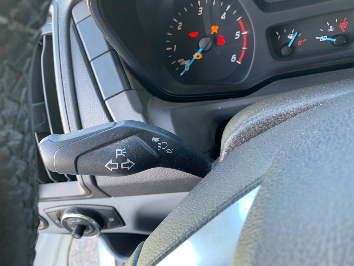 Ford Challenger 155 ch | 2,2 litres | GENESIS 288 EB Profilé | 3 Couchages | Caméra de recul