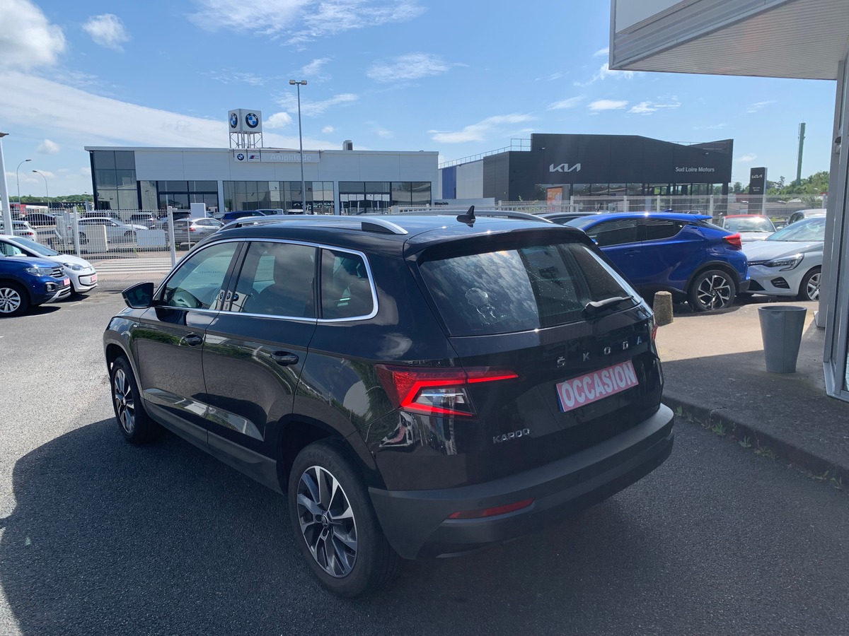 Skoda Karoq DRIVE | Système d'accès, démarrage sans clé | Caméra de recul | Phares avant LED