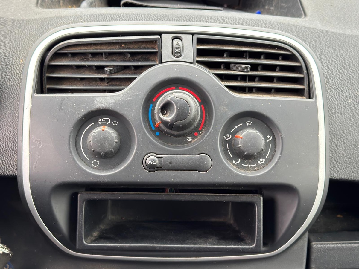 RENAULT Kangoo 1.5 DCI 75ch BVM