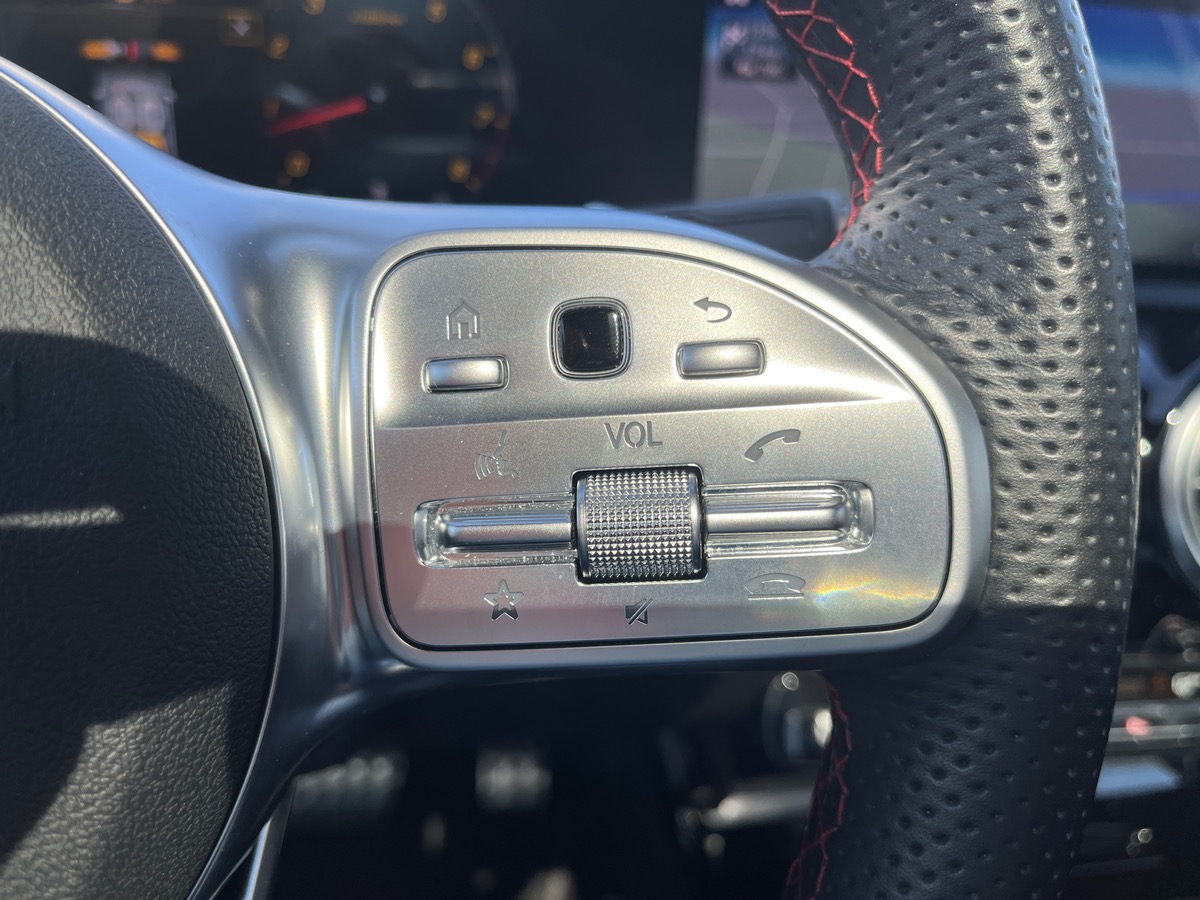 Mercedes-Benz Classe A 220 190ch 4Matic  AMG Line 7G-DCT, Suivi complet Mercedes, TO, Caméra 360°