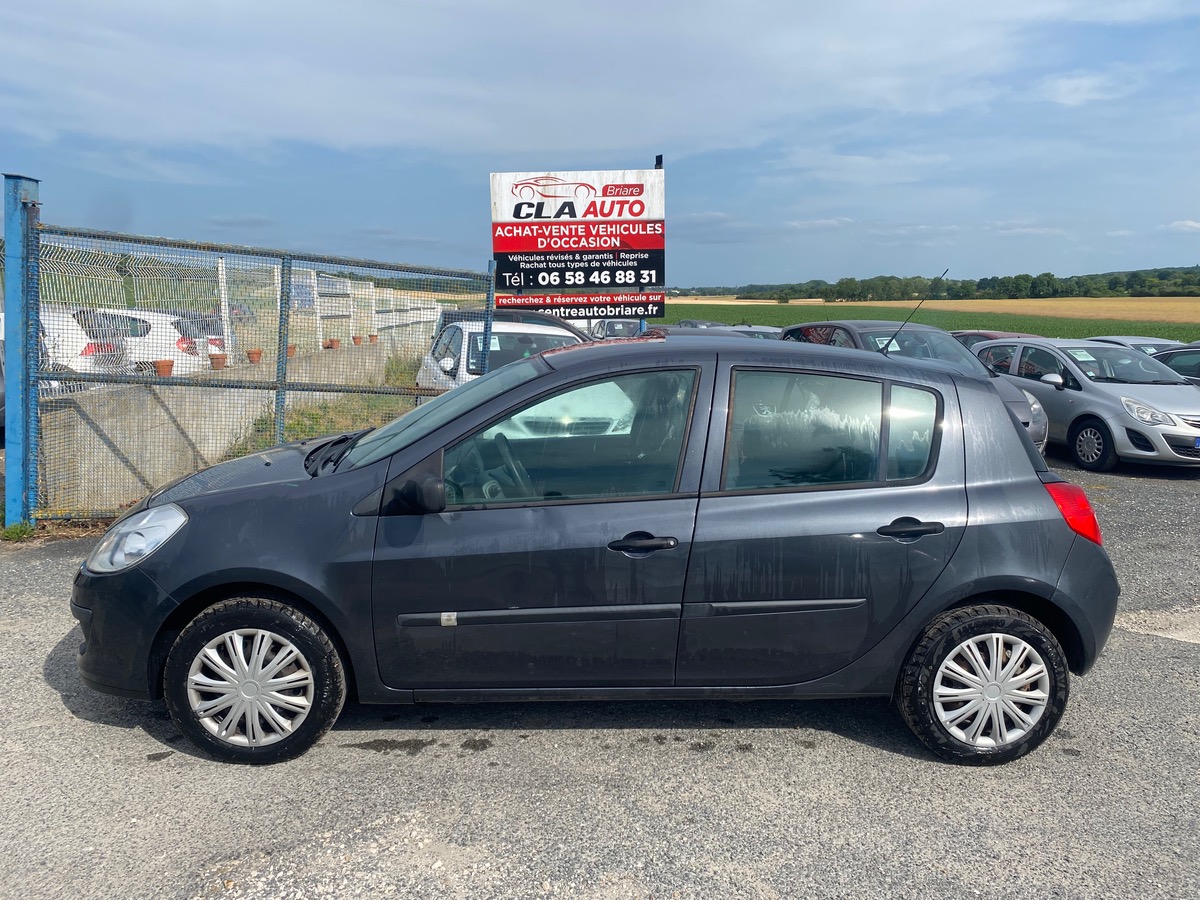 RENAULT Clio 1.5 dci 70cv 247071km