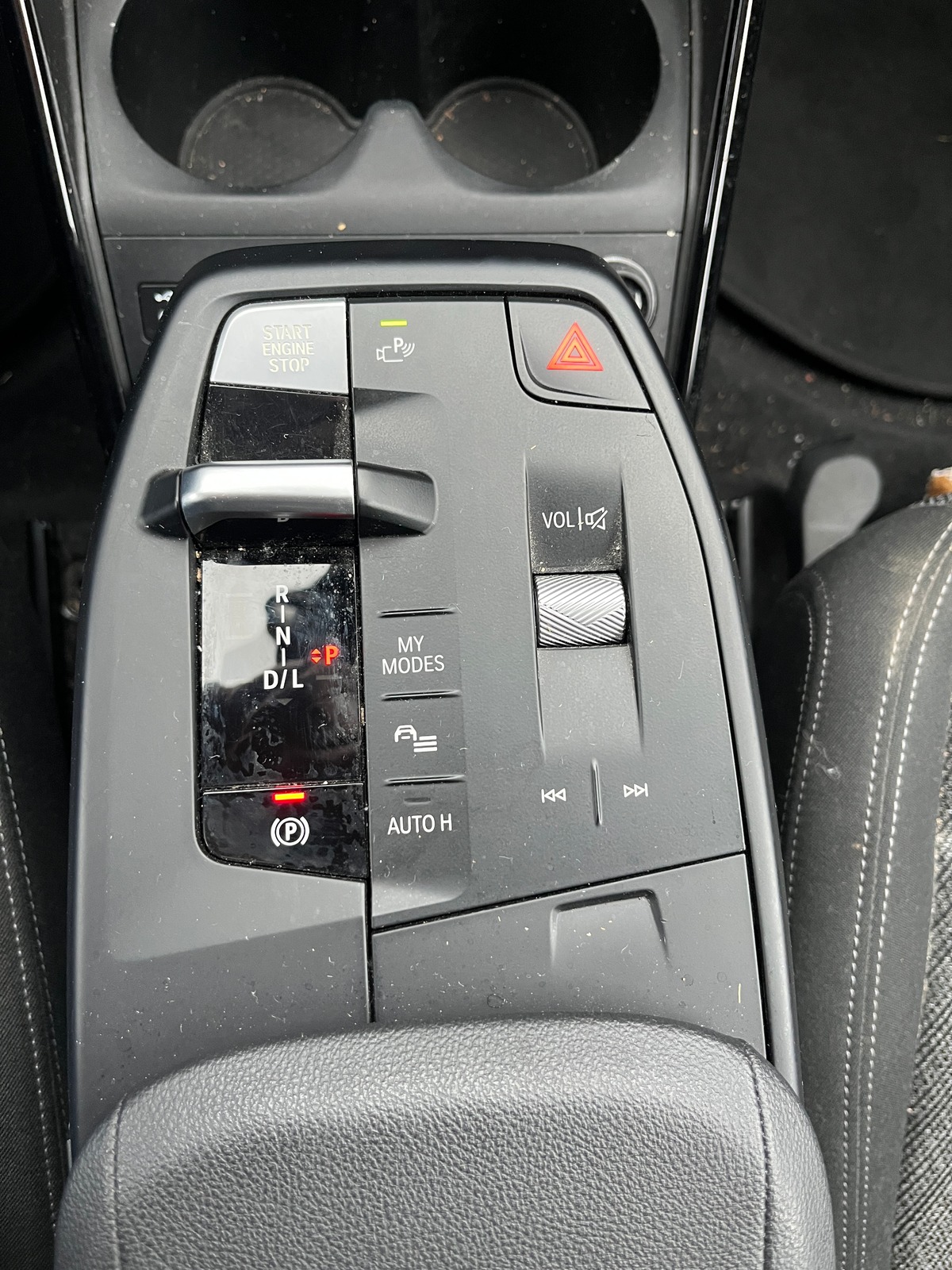 Bmw Série 2 225e Active Tourer XDRIVE, SUIVI COMPLET BMW, ATTELAGE, CAMERA, PARK ASSIST