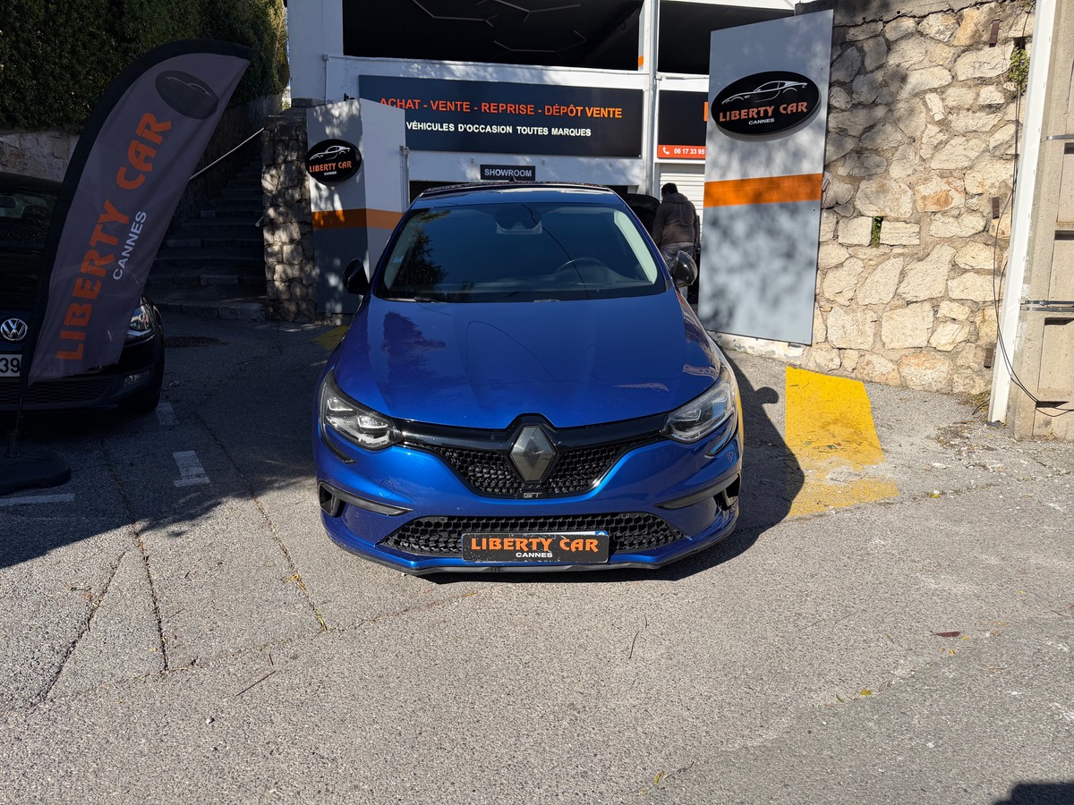 RENAULT Megane GT 1.6 TCE 205 CV 4CONTROL / Ligne D'échappement modifiée / Grand écran / Pack Black