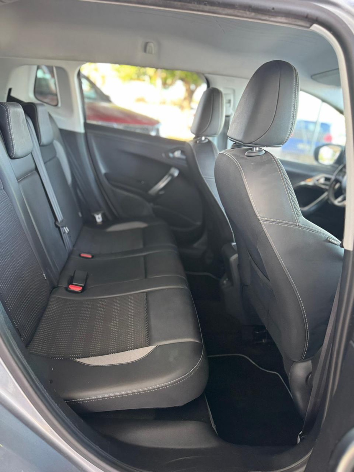 Peugeot 2008 2017 97000KM  110CH  X SPORT AUTO X