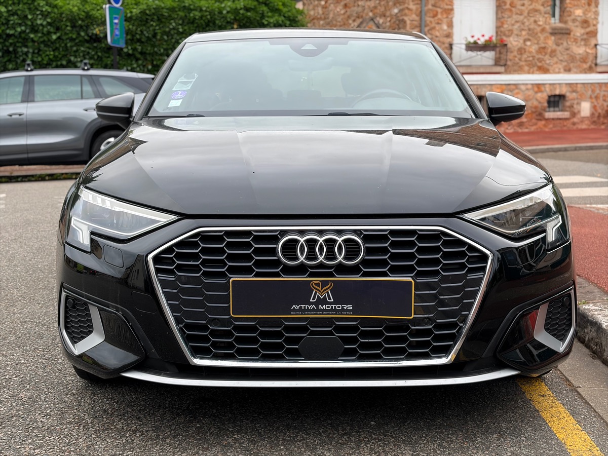 Audi A3 DESIGN LUXE Sportback 40 1.4 TFSIe 16V 204 Plug in Hybrid S Tronic6 150 cv Boîte auto