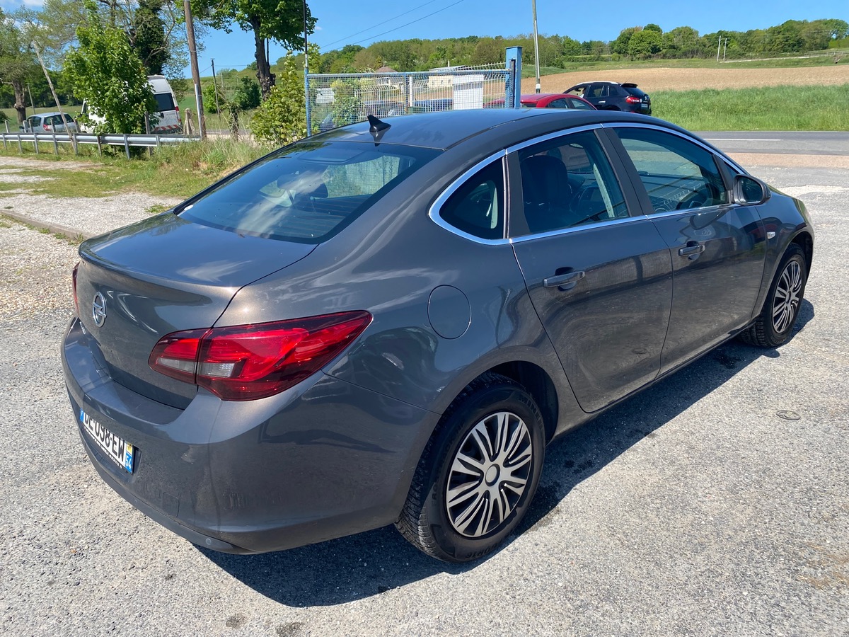Opel Astra 1.6 cdti 136cv 2014 234200km