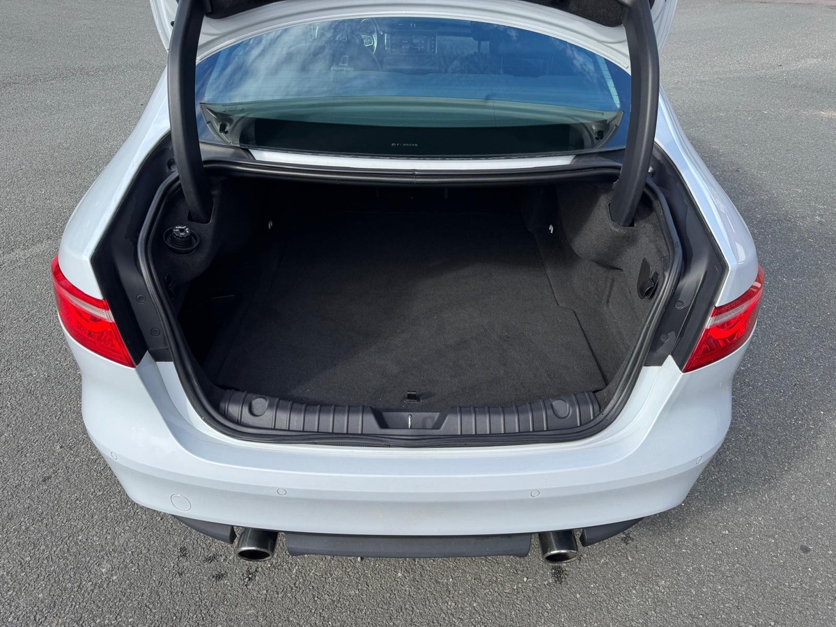 Jaguar XF 30d Prestige 3.0 V6 - Garantie