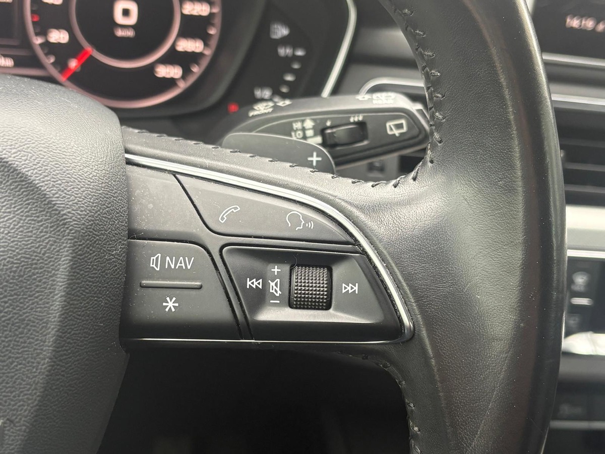 Audi A4 Quattro - 2.0 TDI - Design Luxe