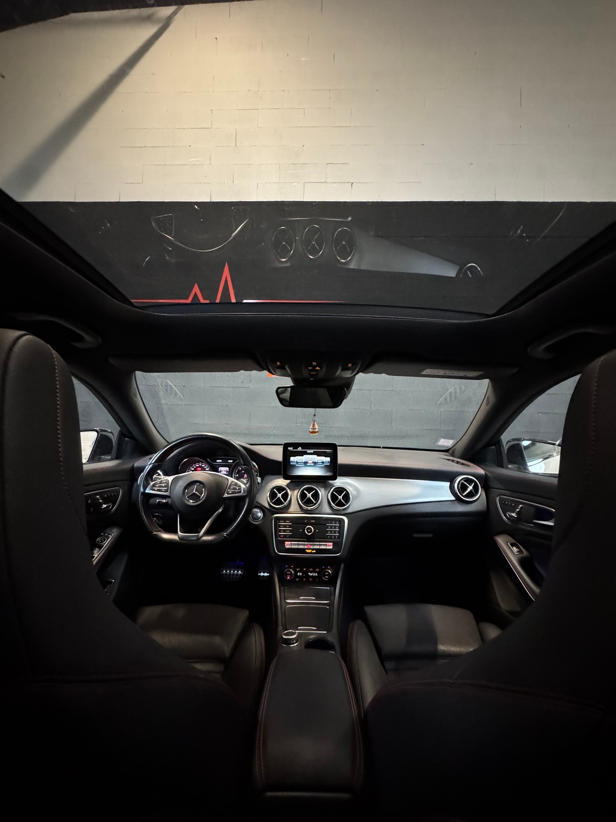 Mercedes Benz CLA Shooting Brake 220 d Fascination 4Matic 7G-DCT