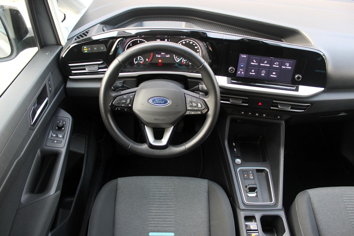 Ford Tourneo CONNECT III 2.0 ECOBLUE 122 ch  ACTIVE DSG 7 - 5 PLACES + CARPLAY