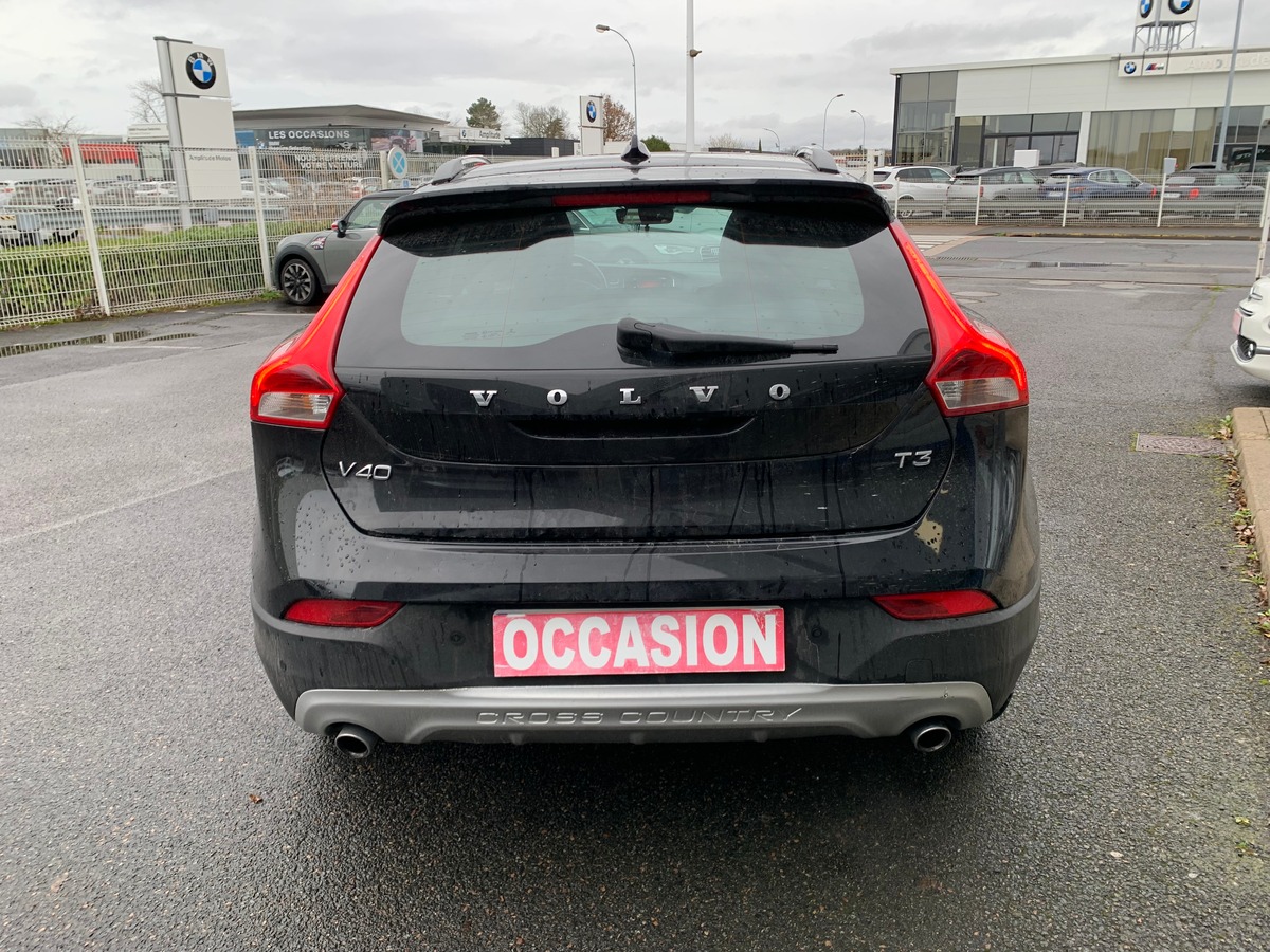 Volvo V40 Cross Country 150 ch | Toit panoramique | Cuir | GPS | Régulateur de vitesse