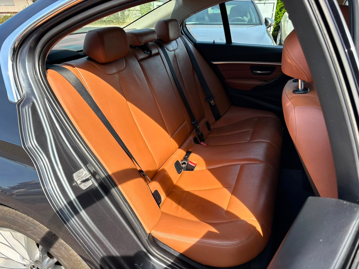 Bmw Série 3 318 d F30 150 Luxury  BVM6