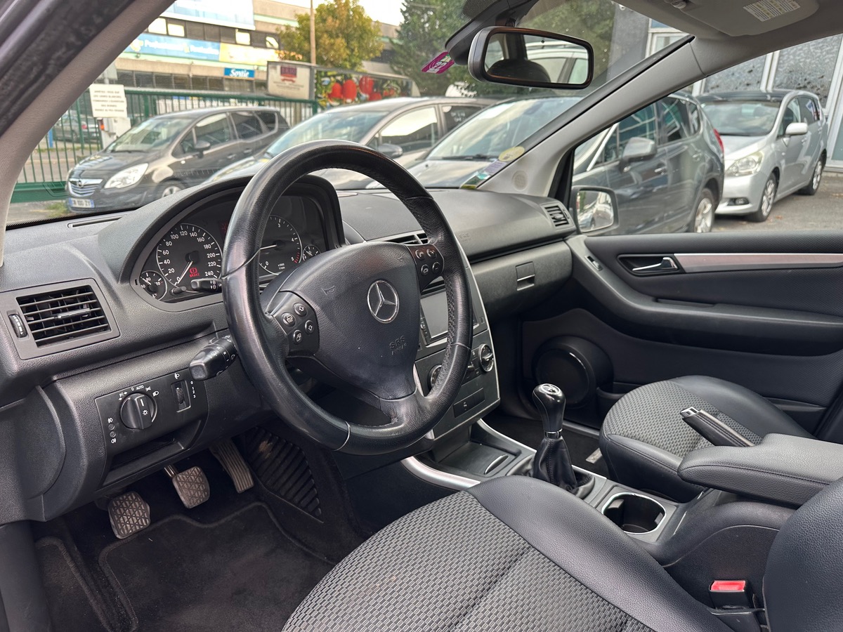 Mercedes-Benz Classe A 180 CDI moteur Mercedes 4XCBLuet