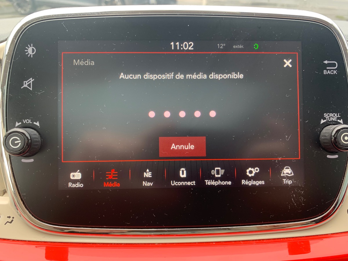 Fiat 500 85 ch | LOUNGE | Uconnect Radio 5" NAV LIVE | Radar de stationnement AR | Toit panoramique