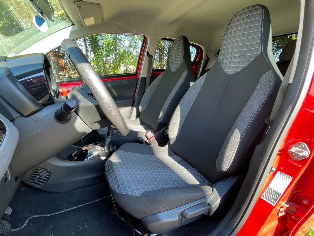 Peugeot 108 1.0 vti 72 ch version STYLE - 1 er main et Historique Complet