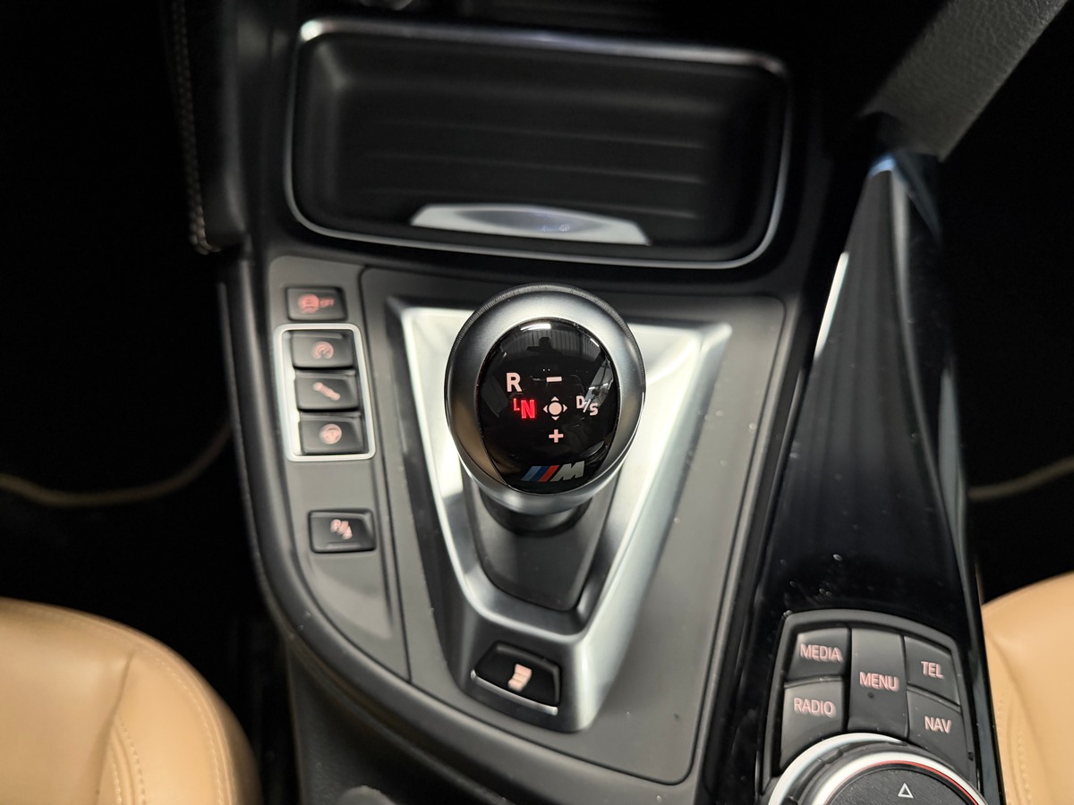 Bmw M4 Coupé F82 3.0 431ch M DKG Toit Carbone