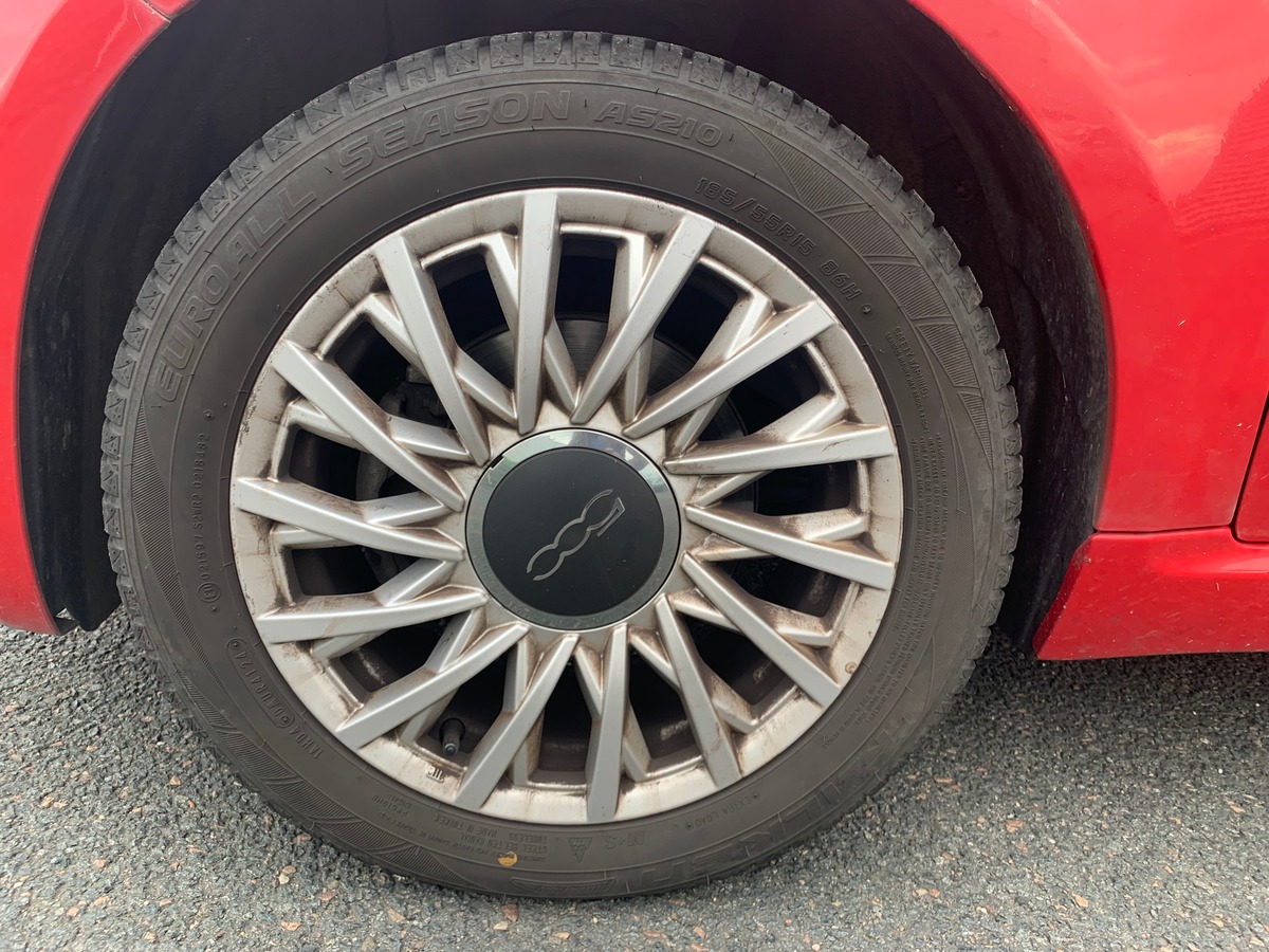 Fiat 500 70 ch | Hybrid | Toit vitré | Régulateur de vitesse | Climatisation