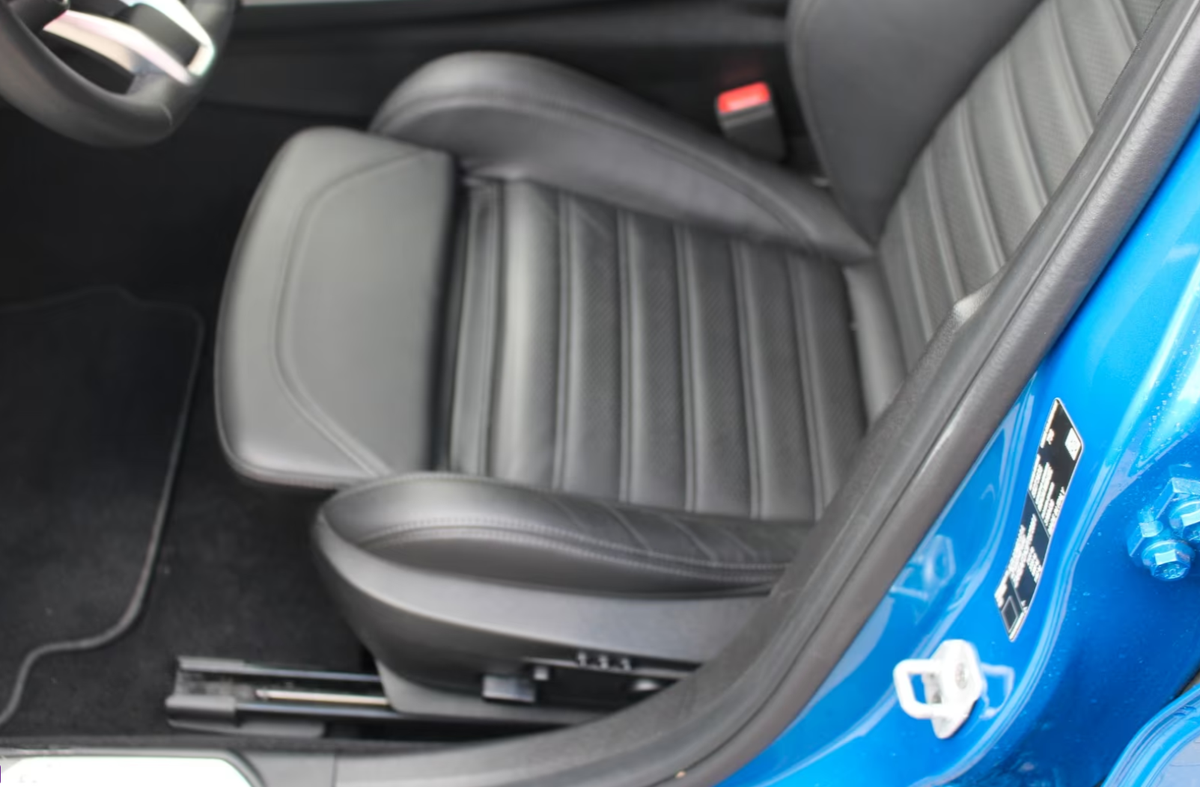 Alfa Romeo Giulia 2.0T 280ch Veloce Q4 AT8 Harman-Kardon Bleu Misano Métallisée