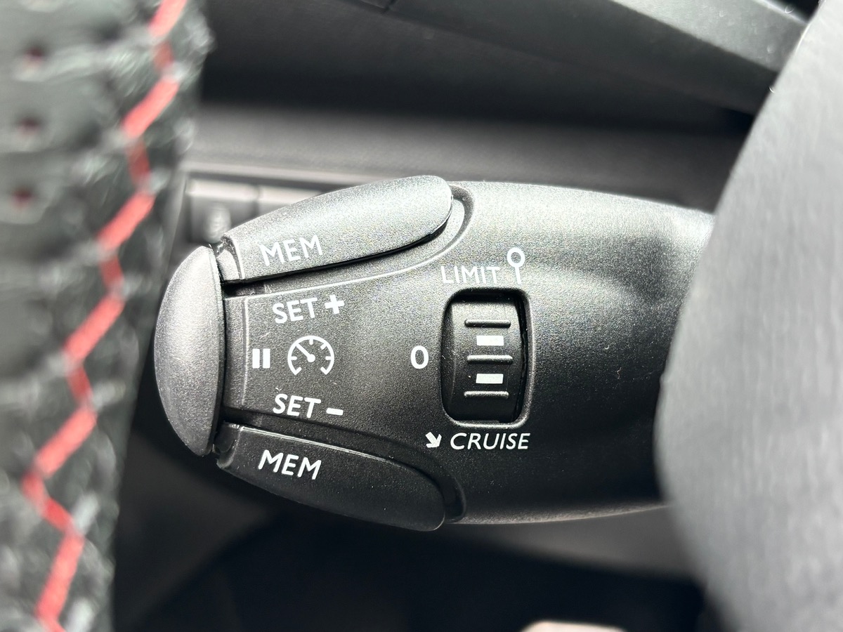 Peugeot 308 GT Line 2.0 Blue HDI 150 BVA