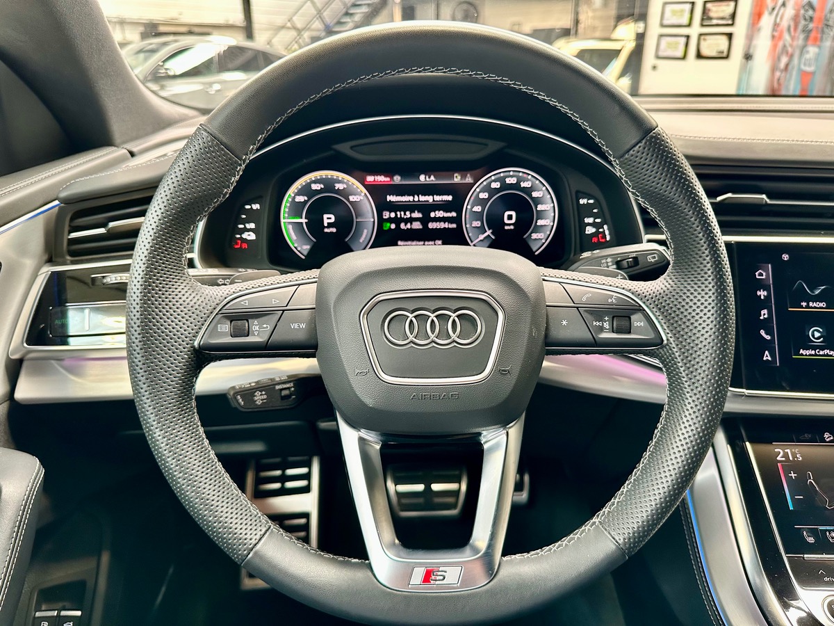 Audi Q8 60 TFSIE 462 Compétition Tiptronic 8 Quattro 1ère Main FR Full Options