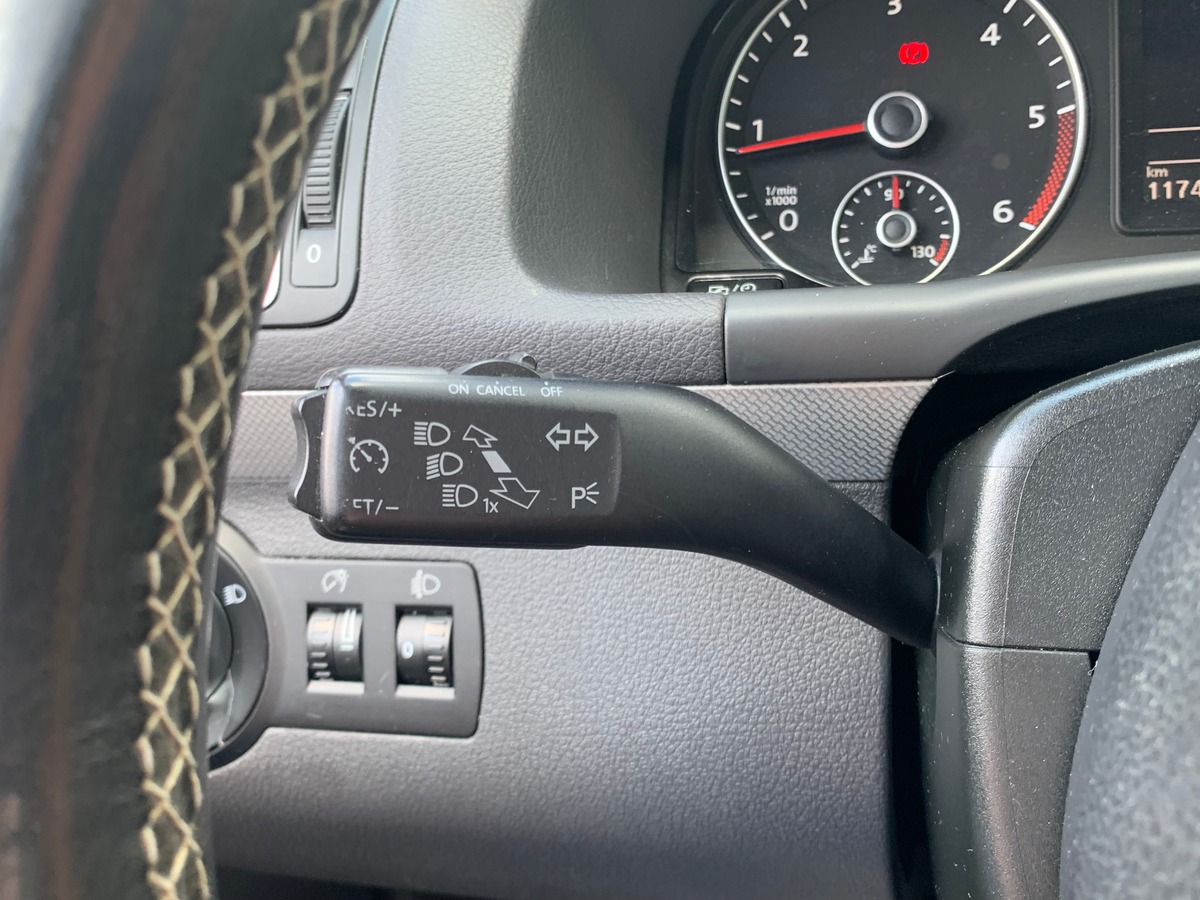 Volkswagen Touran 105 | Match | 7 Places | GPS | Régulateur vitesse | Bluetooth | Toit panoramique