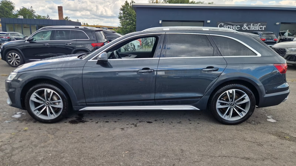 Audi A4 Allroad 40 TDI 204ch Avus quattro S tronic 7/Gris Manhattan/Cuir/Attelage/Caméra360
