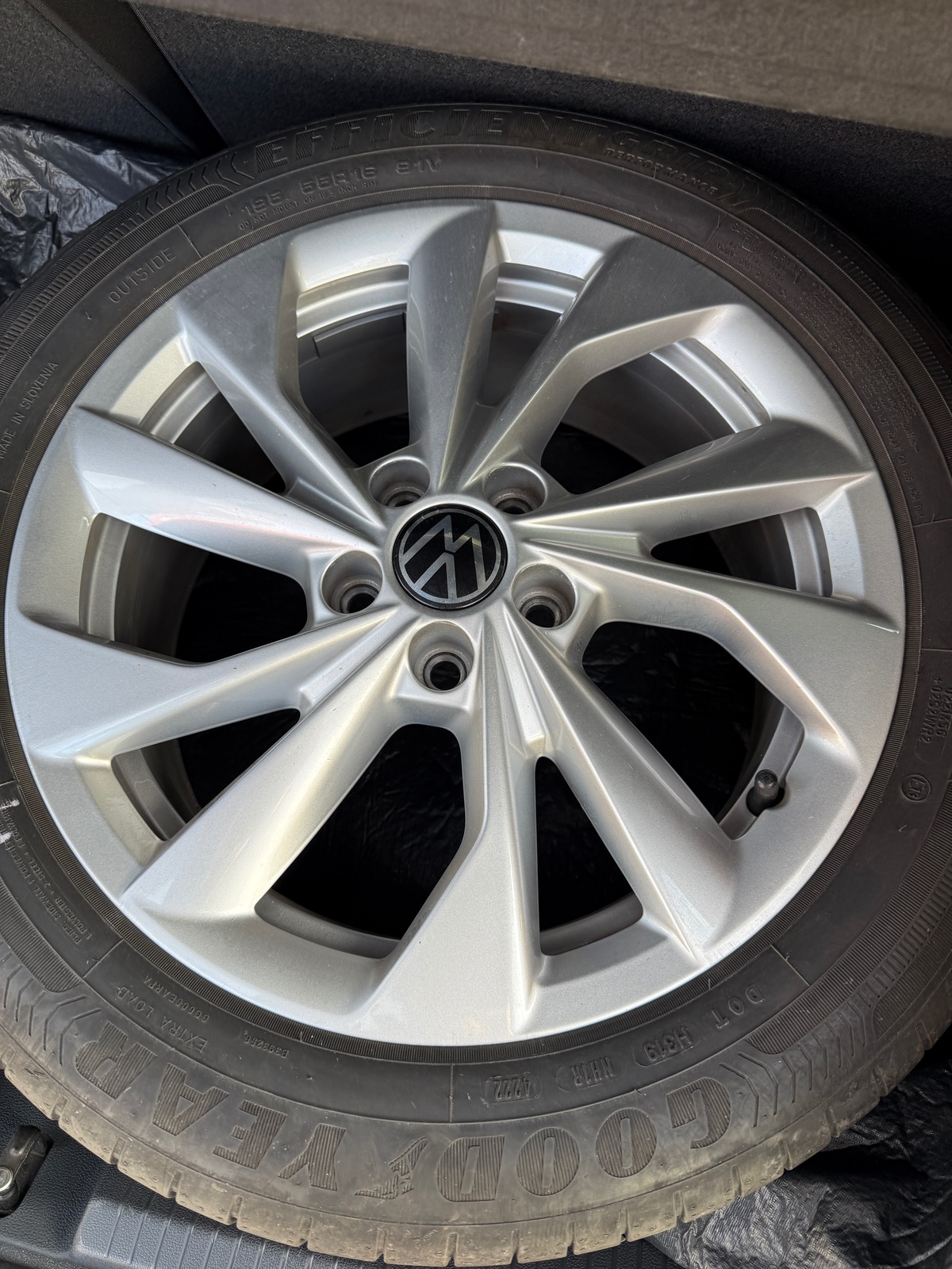 Volkswagen Polo VI 1.0 TSI BMT 95 cv Style, Garantie 1 ans VW, Suivi Complet VW, Sièges chauffants.