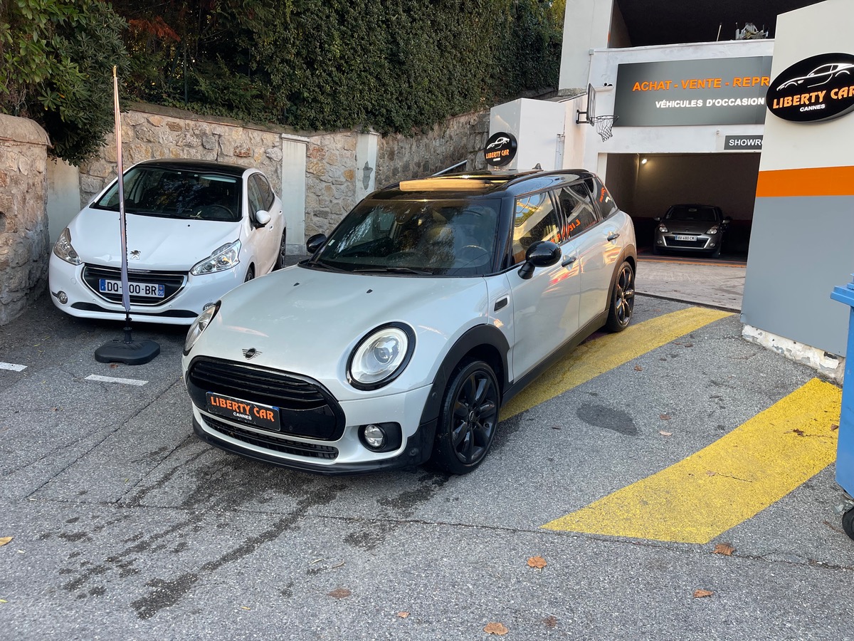 Mini Clubman Cooper 1.5 i 136 CV / Toit Ouvrant / Intérieur Exquisite Cuir / CarPlay / Pack Black