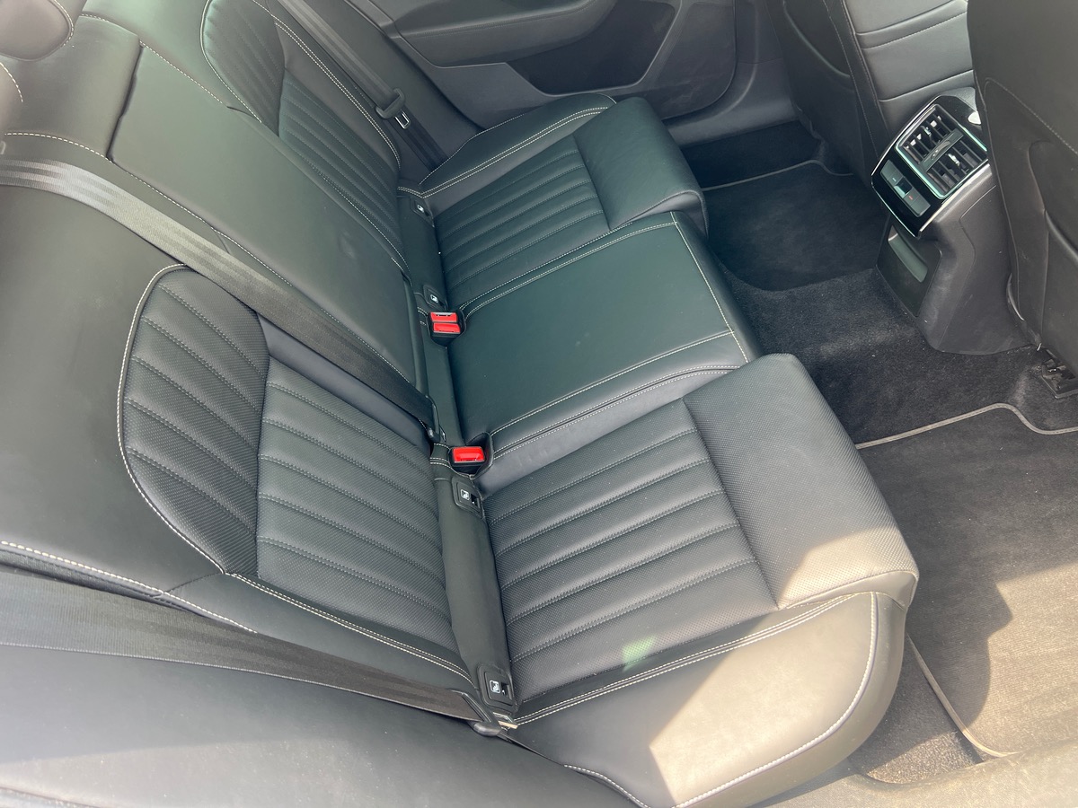 Skoda Superb Combi 1,4L TSI PHEV 218 LAURINE & KLEMENT, SUIVI COMPLET SKODA, 4 PNEUS COMPLETS  HIVER