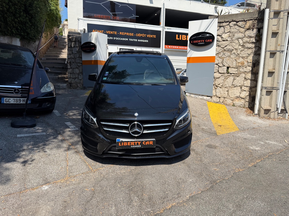 Mercedes Benz CLASSE B 200 1.6 i 156 CV / Pack AMG Fascination / Phase 2 /Toit Ouvrant / 1 er Main