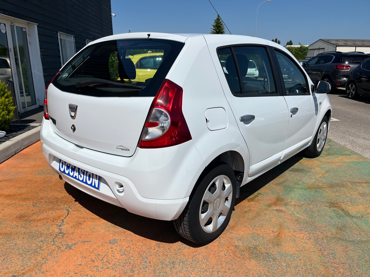 Dacia Sandero 1.4 MPI 75 CH ESSENCE GPL LAUREATE
