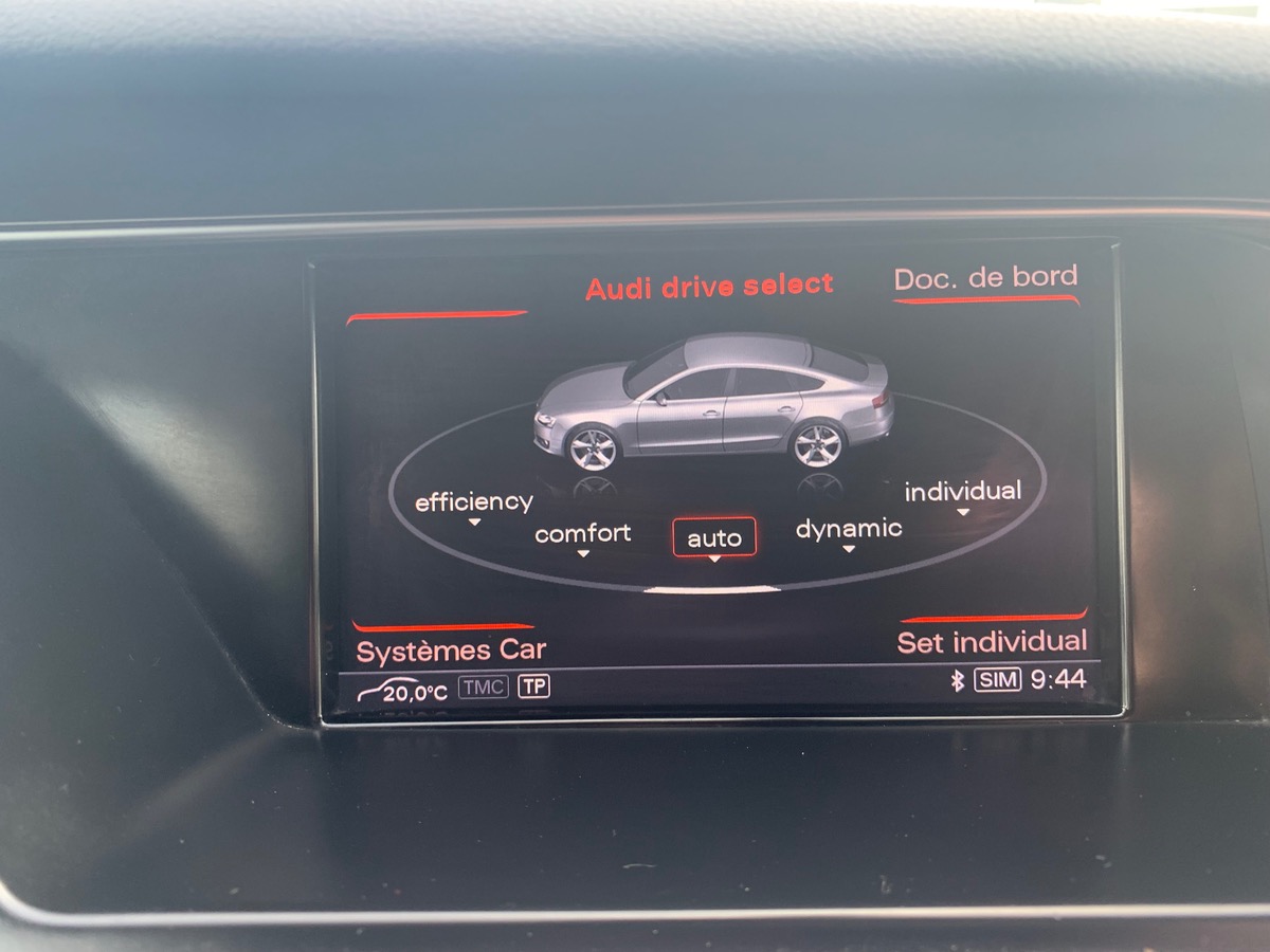 Audi A5 204 ch | S-LINE | Caméra de Recul | Intérieur Cuir | Toit Vitré | Régulateur de Vitesse