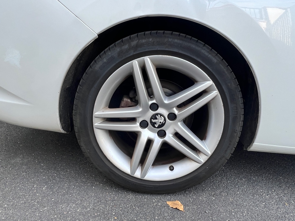 Peugeot 308 CC Feline 2.0 HDI 163 BVA