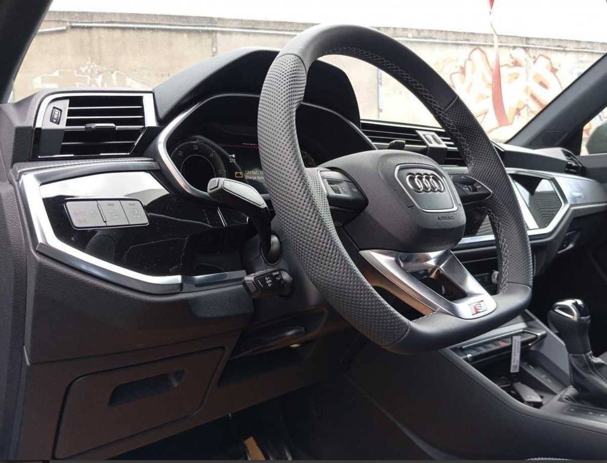 Audi Q3 35 TDI 150 CH S TRONIC 7 S LINE | Plusieurs coloris disponible