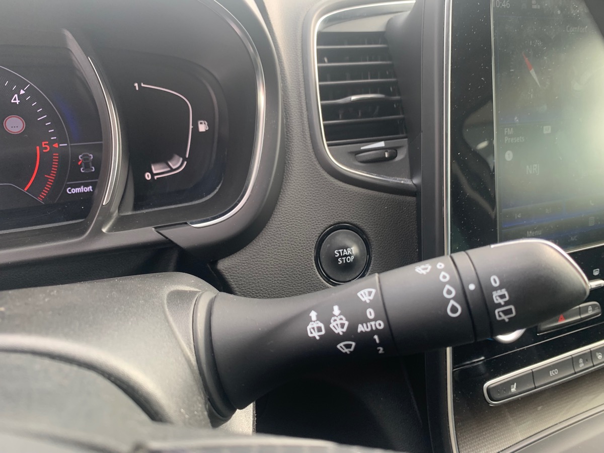 RENAULT Grand Scenic 160 | INITIALE PARIS | 7 places | Toit Panoramique | Caméra recul | PHARES LED