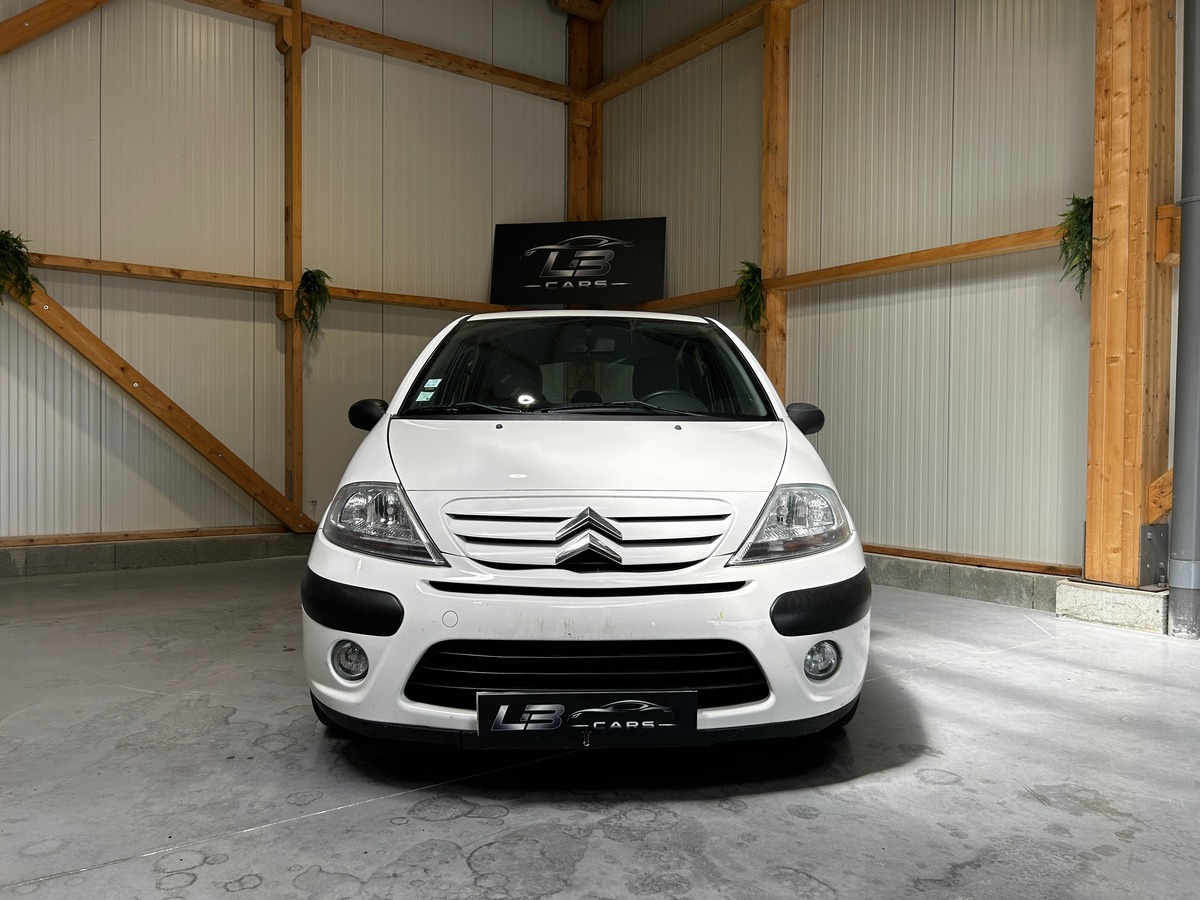 Citroën C3 1.4i 75 cv / 1ERE MAIN / VIDANGE ET DISTRIBUTION NEUVE / GARANTIE