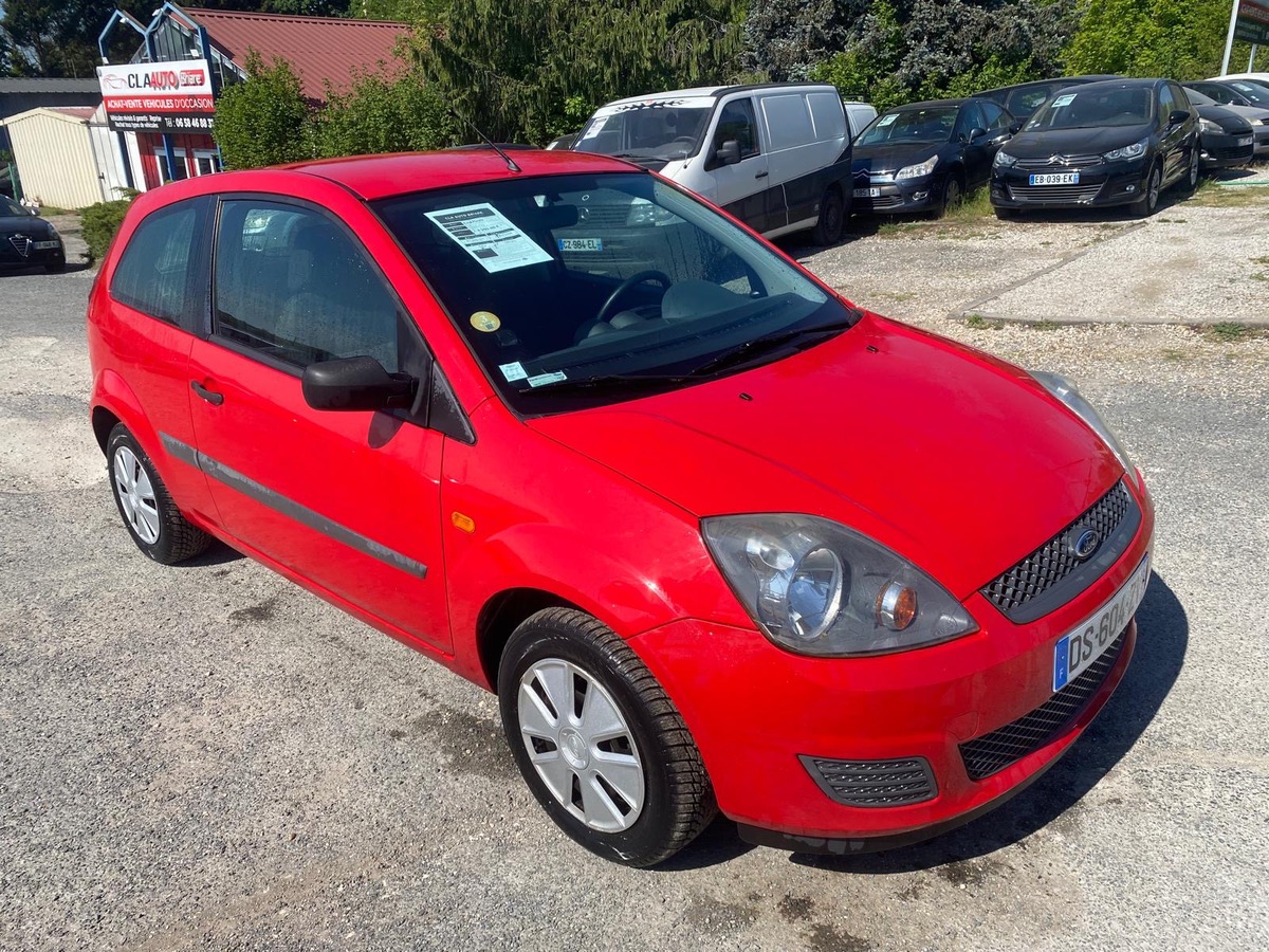 Ford Fiesta 1.4 tdci 70cv faible kilométrage d’origine 