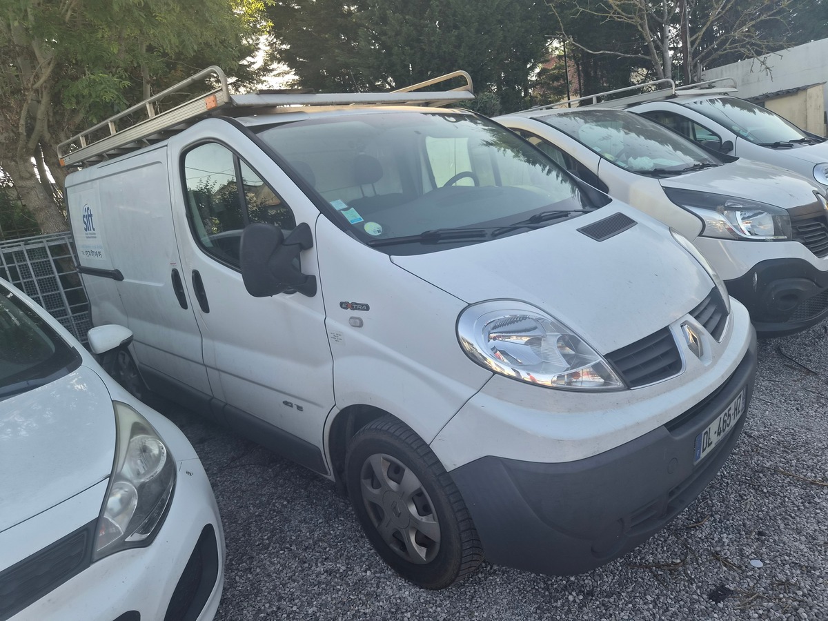 RENAULT Trafic