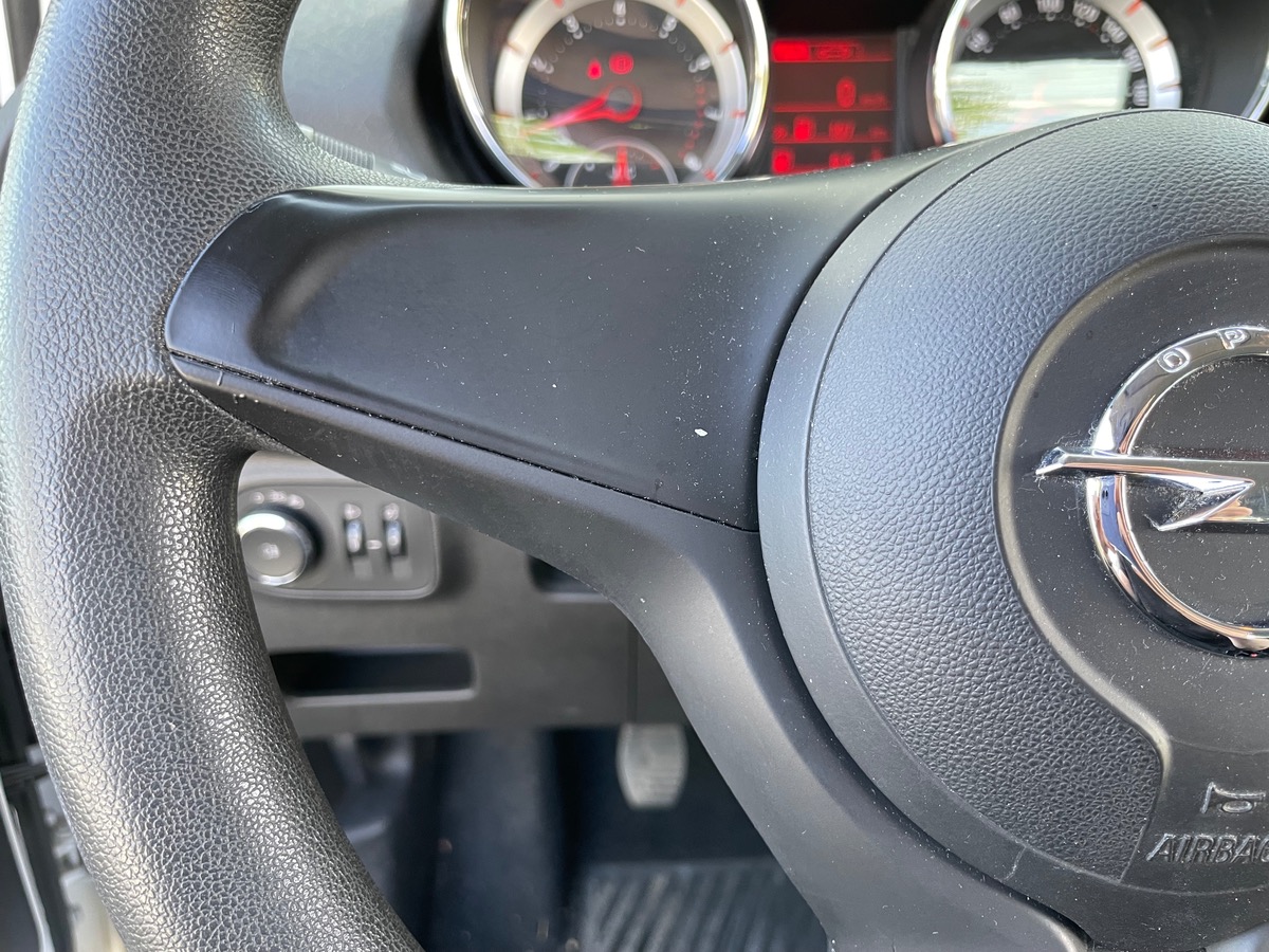 Opel Adam Glam 1.2 Twinport 70 BVM5