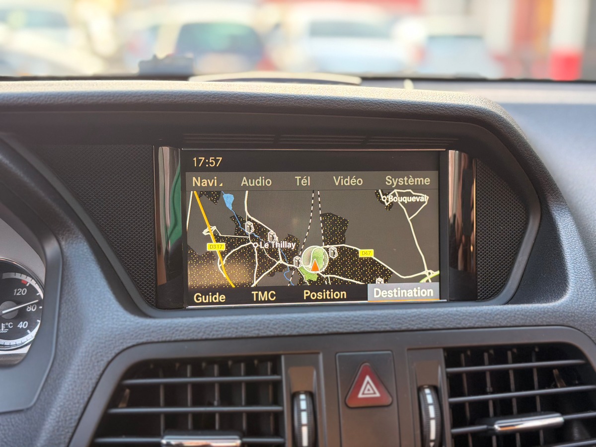 Mercedes-Benz Classe E (207) Avantgarde Phase 2 Coupé 220 CDi 2.1 CDI 7G-TRONIC 163 cv - Boîte auto