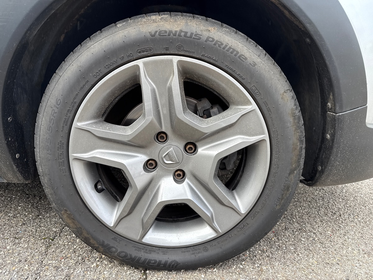 Dacia Lodgy 1.3 TCe FAP 130 cv Stepway, 5 places, Suivi Complet