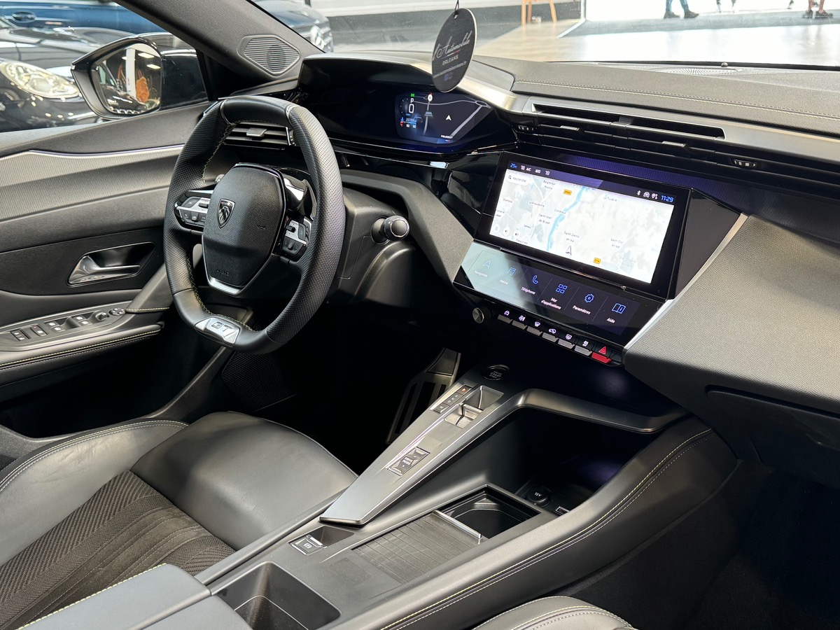 Peugeot 308 130CV GT EAT8 TOIT OUVRANT PANORAMIQUE l