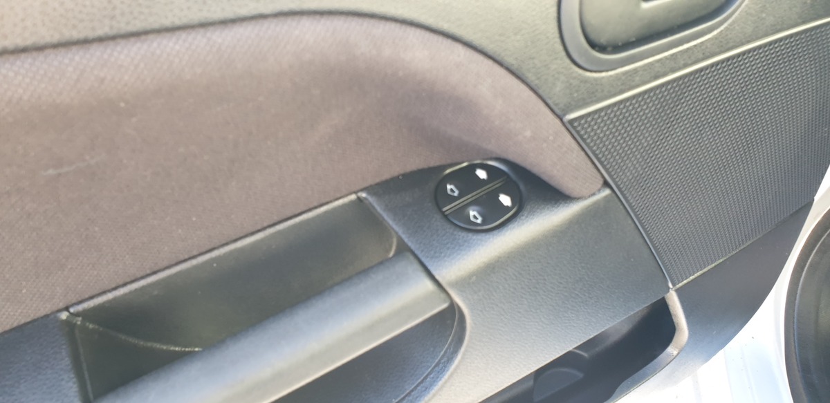 Ford Fiesta Fiesta 4 Senso 1.2 75CV phase 2 CT ok et révisé