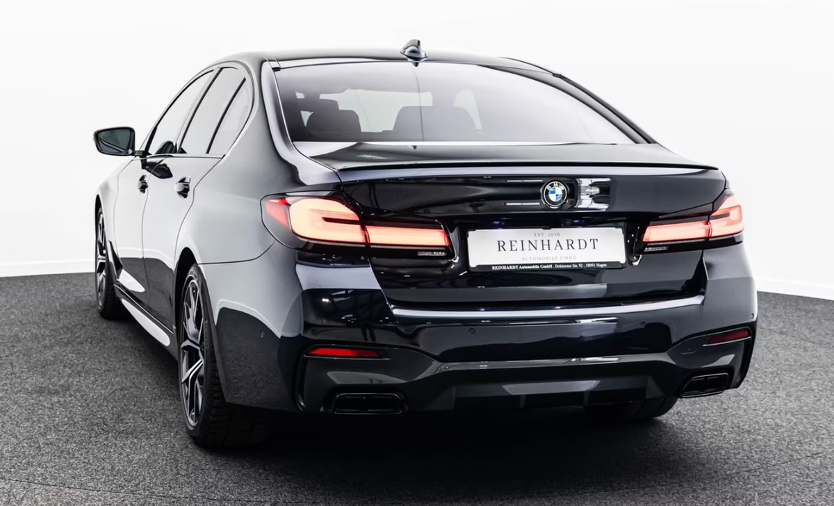 Bmw Série 5 M550iA xDrive 530ch M Performance/Harman-Kardon/Toit ouvrant/Laser/Innovation