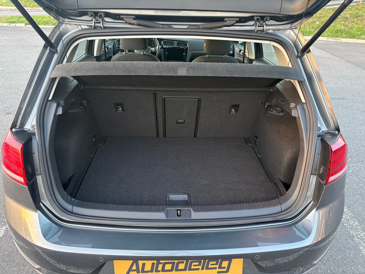 Volkswagen Golf 1.0 TSI 115CH IQDRIVE 6CV